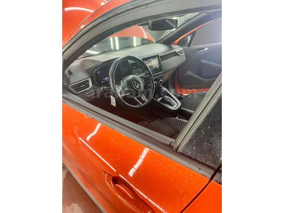 Sahibinden Renault Clio 1.0 TCe Techno Esprit Alpine 2024 Model