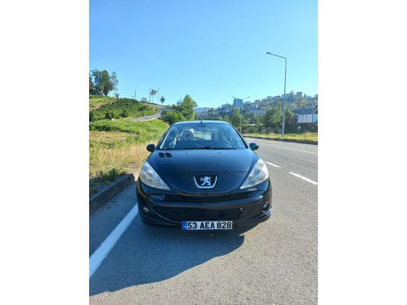 Sahibinden Peugeot 206+ 1.4 HDi Comfort 2011 Model