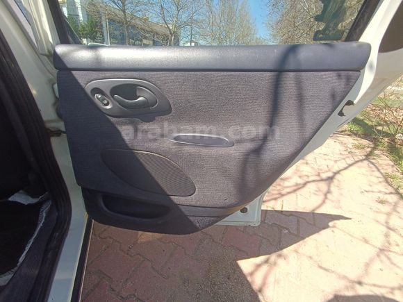 Sahibinden Ford Mondeo 2.0 Ghia 1998 Model