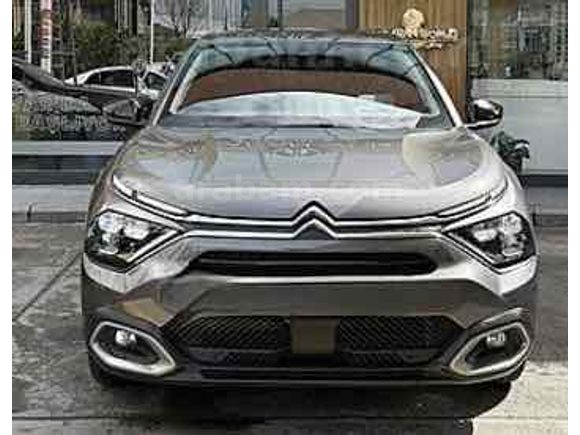 Sahibinden Citroen C4 X 1.2 PureTech Feel Bold 2023 Model 