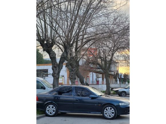 Sahibinden Opel Vectra 1.8 CD 2000 Model