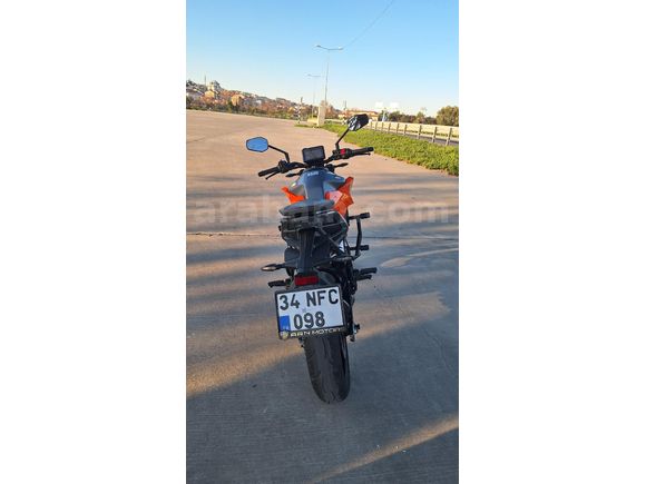 KTM 250 Duke 2025 - Quickshifter - 6200km
