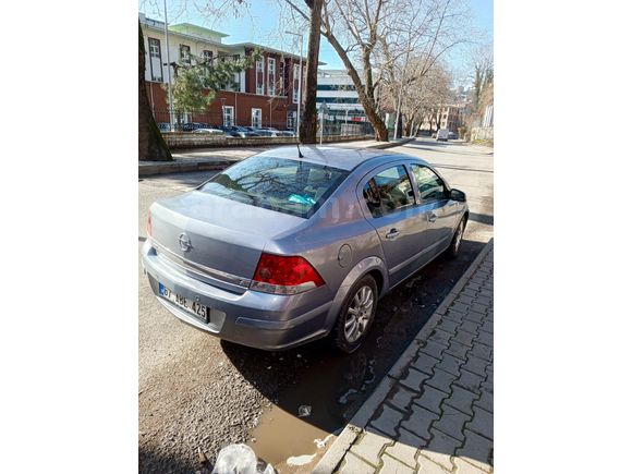 Sahibinden Opel Astra 1.6 Enjoy Elegance 2008 Model  220.000 km Gri (metalik)