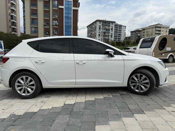 Sahibinden Seat Leon 1.2 TSI Style 2017 Model  116000km Beyaz
