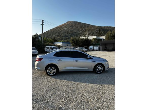 Sahibinden Renault Megane 1.5 dCi Joy 2016 Model Muğla 200.000 km Gri