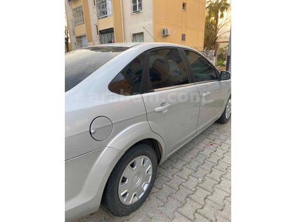 Sahibinden Ford Focus 1.6 Trend 2009 Model 