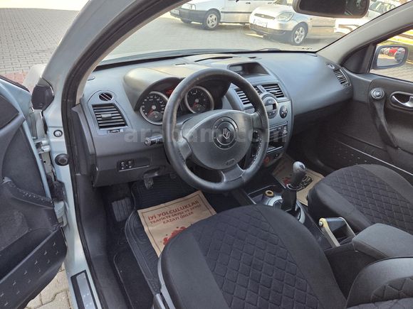 2. SAHİBİNDEN 2004 MODEL 1.5 DCİ 100 LÜK MEGAN 2
