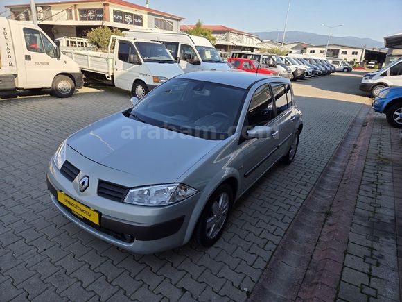 2. SAHİBİNDEN 2004 MODEL 1.5 DCİ 100 LÜK MEGAN 2