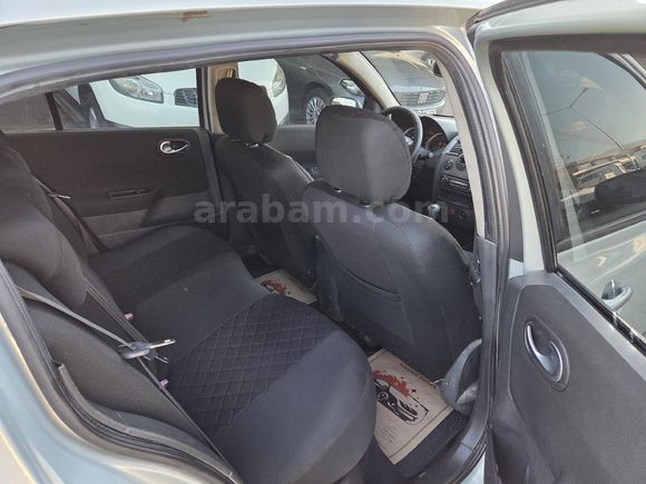 2. SAHİBİNDEN 2004 MODEL 1.5 DCİ 100 LÜK MEGAN 2