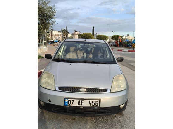 Sahibinden Ford Fiesta 1.4 TDCi Comfort 2004 Model