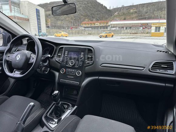 -MACCAR- DEĞİŞENSİZ TRAMERSİZ 190. KM MEGANE 4