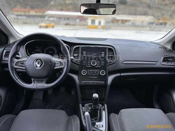 -MACCAR- DEĞİŞENSİZ TRAMERSİZ 190. KM MEGANE 4