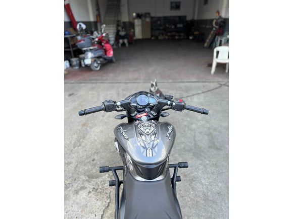 PULSAR NS 200 ABS