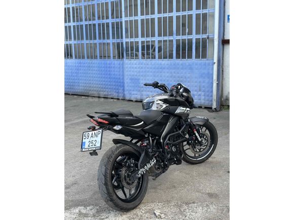 PULSAR NS 200 ABS