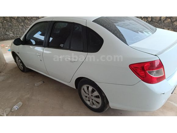 Sahibinden Renault Symbol 1.5 dCi Expression 2010 Model  285.000 km Beyaz