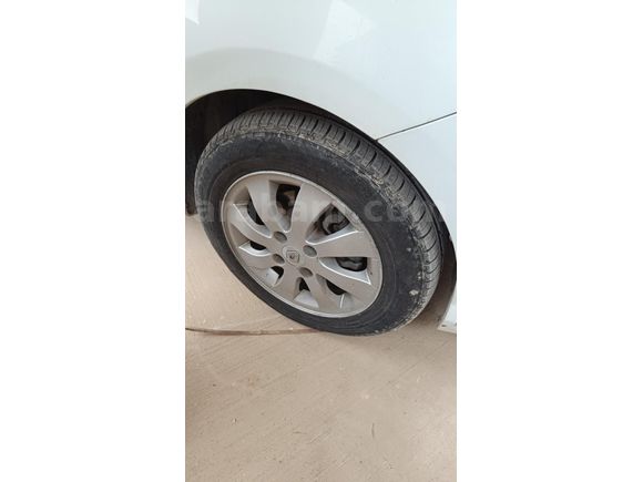 Sahibinden Renault Symbol 1.5 dCi Expression 2010 Model  285.000 km Beyaz