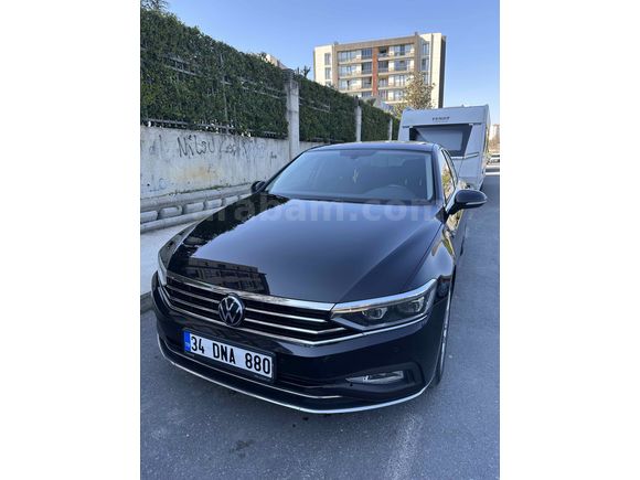 İlk Sahibinden Volkswagen Passat 1.6 TDi BlueMotion Elegance 2020 Model  Siyah