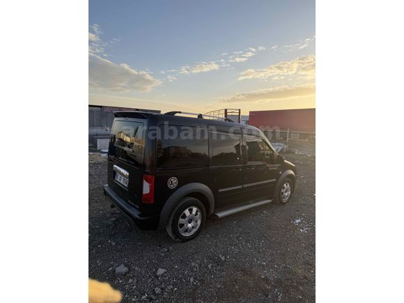 Sahibinden Ford Transit Connect K210 S GLX 2010 Model  240.000 km Siyah