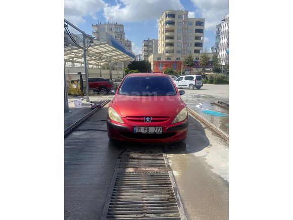 2. Sahibinden Peugeot 307 1.6 XR 2005 Model  Özel Plakalı