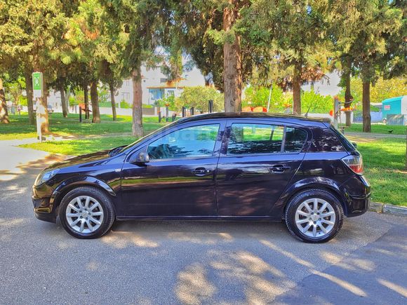 Opel Astra 1.3 CDTI Essentia Konfor 2011 Model