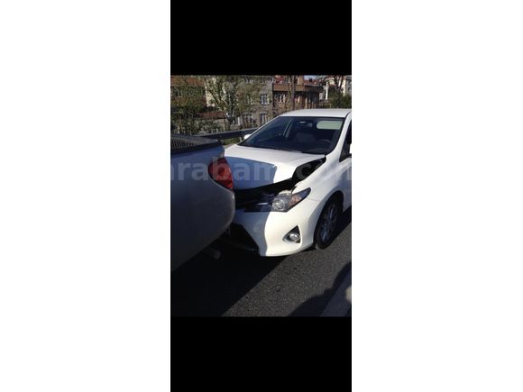 Sahibinden Toyota Auris 1.6 Advance 2013 Model