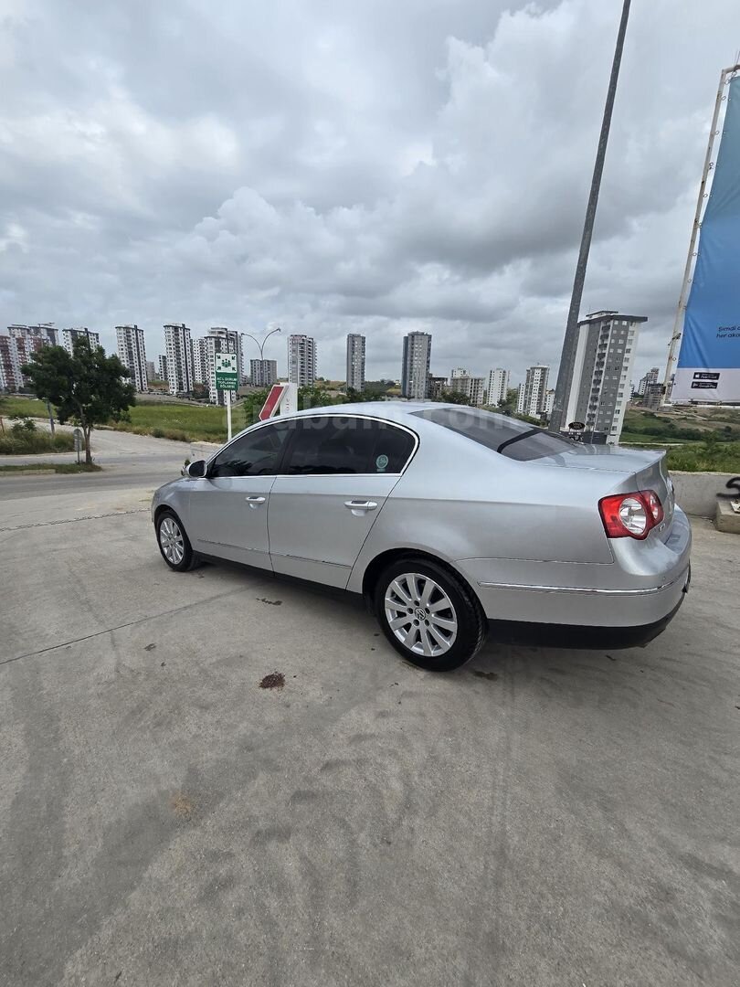 Sahibinden Volkswagen Passat 1.4 TSi Comfortline 2010 Model Adana 231.500 km Gri 4