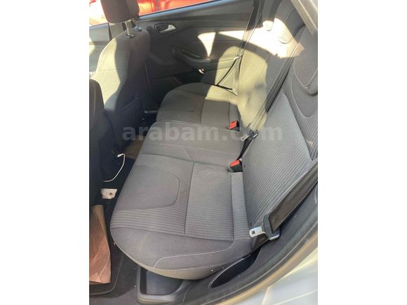 Sahibinden Ford Focus 1.6 TDCi Titanium 2013 Model)