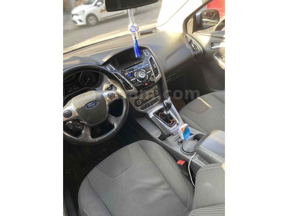 Sahibinden Ford Focus 1.6 TDCi Titanium 2013 Model)