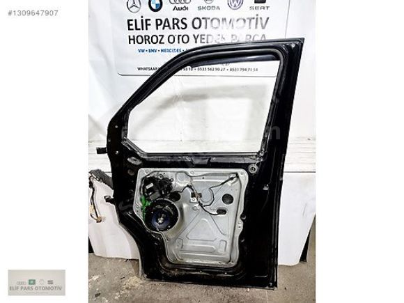 VOLKWAGEN TRANSPORTER T5 SİYAH DOLU BOYALI SAĞ ÖN KAPI