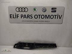 AUDİ A4 SAĞ KALORİFER IZGARASI