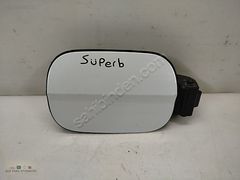 SKODA SÜPERB BEYAZ YAKIT DEPO KAPAĞI 3V5 809 702 B
