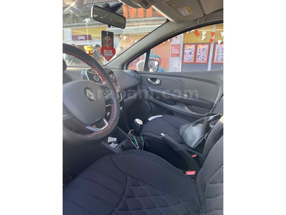 Sahibinden Renault Clio 0.9 TCe Joy 2020 Model 