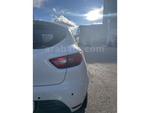 Sahibinden Renault Clio 0.9 TCe Joy 2020 Model 
