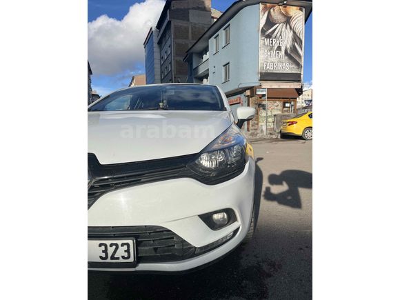 Sahibinden Renault Clio 0.9 TCe Joy 2020 Model 