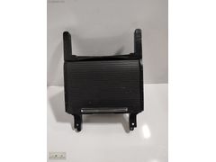 SKODA SÜPERB ORTA KONSOL SÜRGÜSÜ 3V0