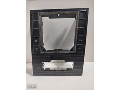 SKODA SÜPERB DESENLİ GRİ VİTES ÇERÇEVESİ