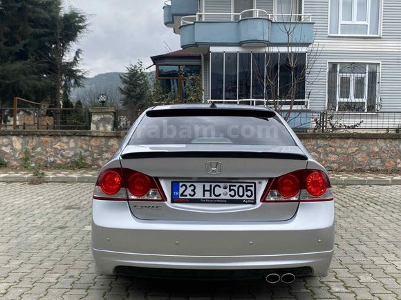 Sahibinden Honda Civic 1.6 Elegance 2008 Model  267.000 km Gri (Gümüş)