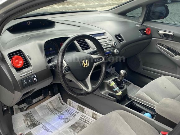 Sahibinden Honda Civic 1.6 Elegance 2008 Model  267.000 km Gri (Gümüş)