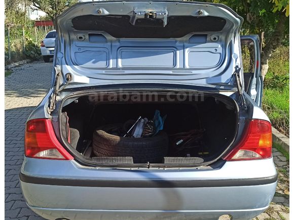 Sahibinden Ford Focus 1.6 Collection 2005 Model  212.000 km Mavi