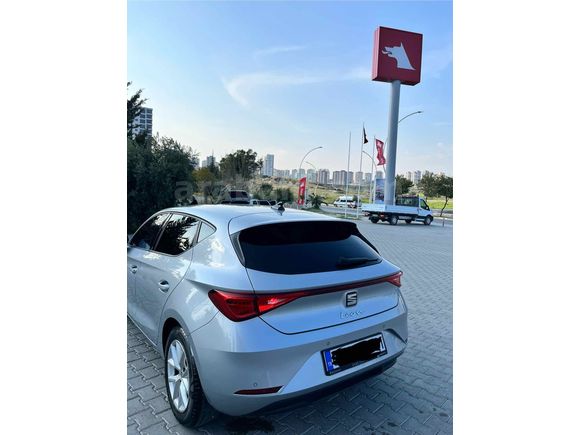 Sahibinden Seat Leon 1.0 eTSI Style Plus 2021 Model Mersin 117000 km Gri