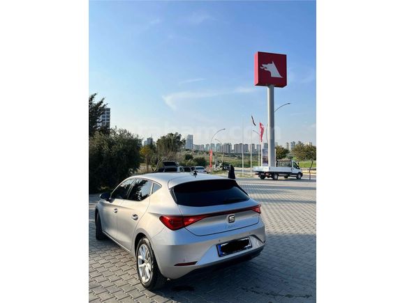 Sahibinden Seat Leon 1.0 eTSI Style Plus 2021 Model Mersin 117000 km Gri