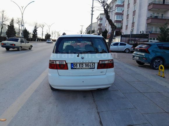 Sahibinden Kia Carens 2.0 CRDi EX 2002 Model