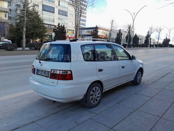 Sahibinden Kia Carens 2.0 CRDi EX 2002 Model