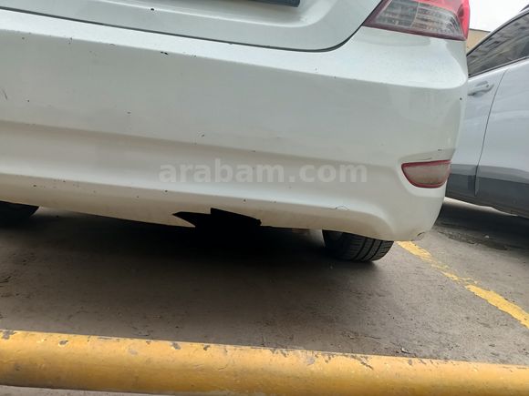 Sahibinden Hyundai Accent Blue 1.4 CVVT Mode Plus 2012 Model 