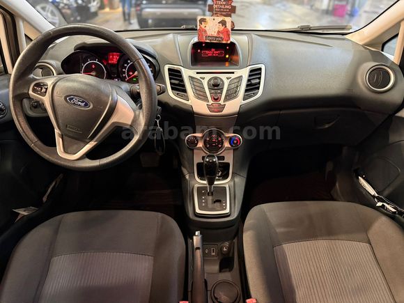 Sahibinden Ford Fiesta 1.4 Trend 2012 Model 