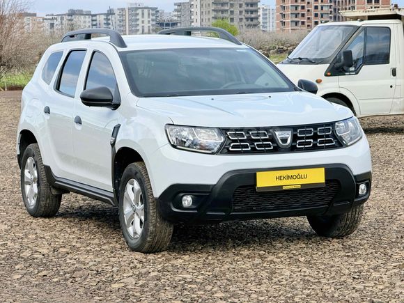 HATASIZ BOYASIZ- 86.000 KM FABRİKASYON LPG SIFIRAYARINDA DUSTER
