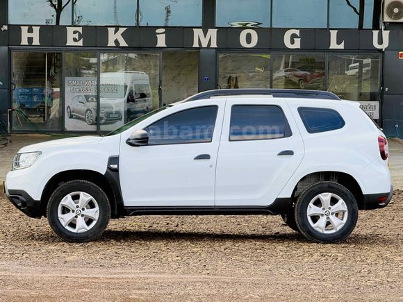 HATASIZ BOYASIZ- 86.000 KM FABRİKASYON LPG SIFIRAYARINDA DUSTER
