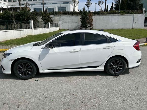 Sahibinden Honda Civic 1.6i VTEC Eco Elegance 2021 Model 