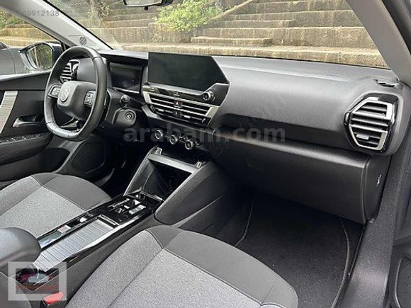 2025 {CITROEN C4 X YOU} 1.2 PureTECH 130 EAT8 HATASIZ BOYASIZ