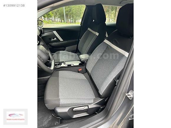 2025 {CITROEN C4 X YOU} 1.2 PureTECH 130 EAT8 HATASIZ BOYASIZ